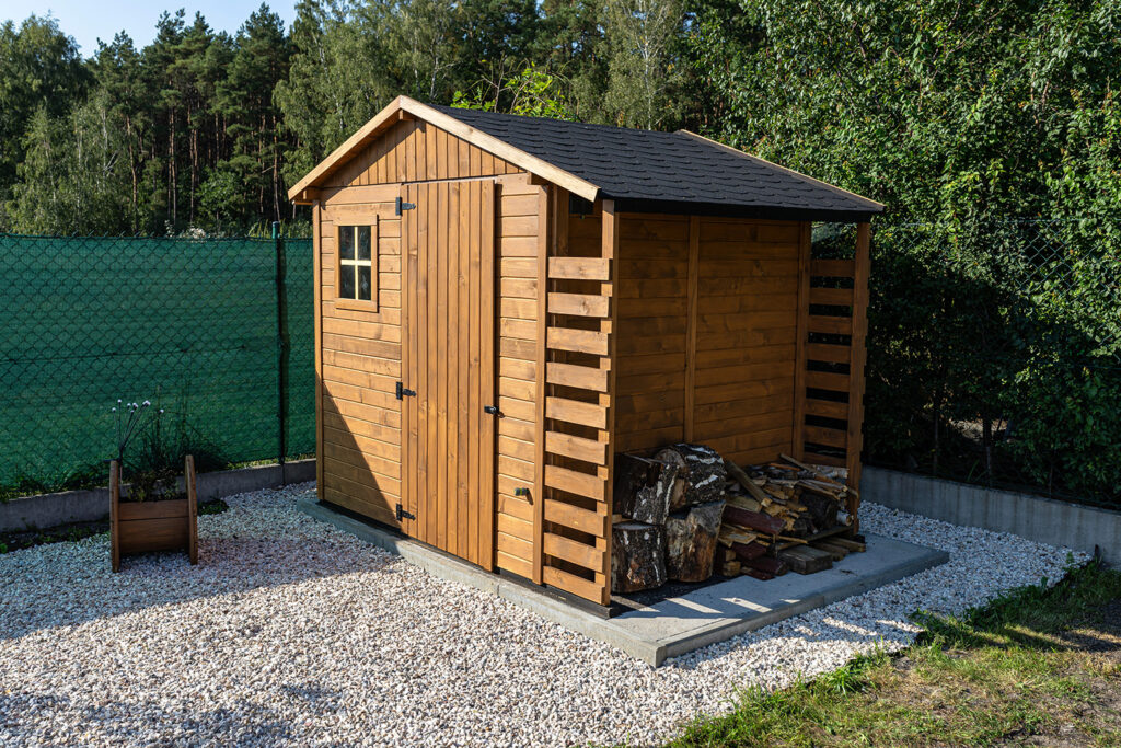 Article - Installer ses panneaux solaires sur un abri de jardin : c'est possible ? - Soleriel.fr