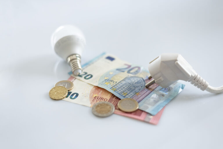 Article - Augmentation du prix de l’électricité 2024 : quelle hausse pour votre facture ? - Soleriel.fr