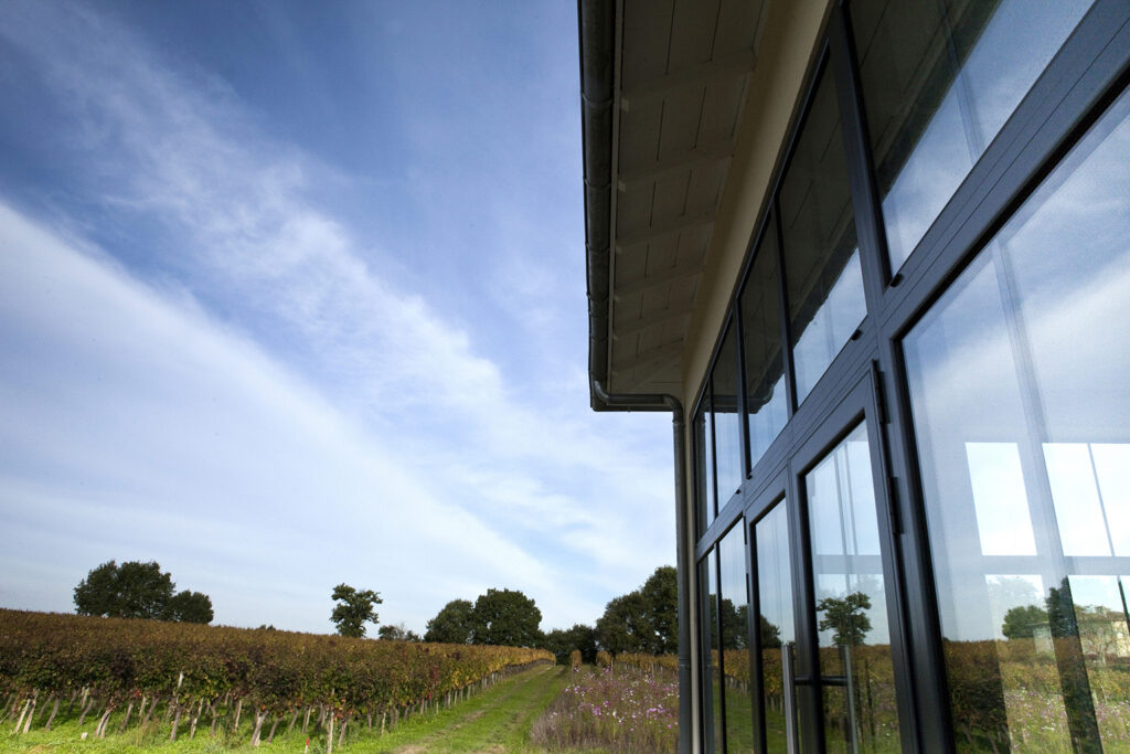 Article - Peut-on installer des panneaux solaires sur le toit d’une véranda ? - Soleriel.fr