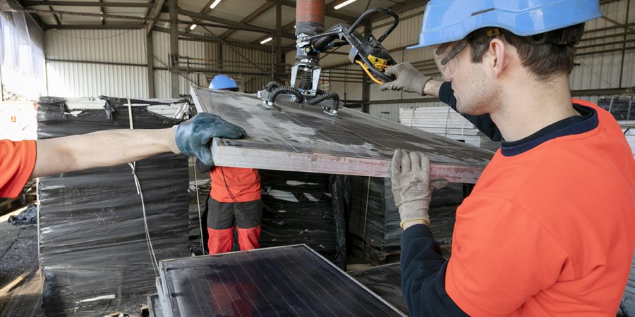 Recyclage panneau solaire par SOREN en France